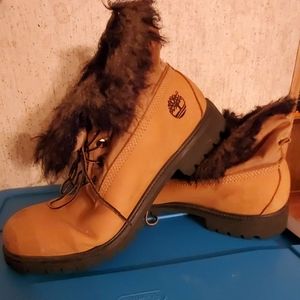 Timberland boots with fur lining sz.13